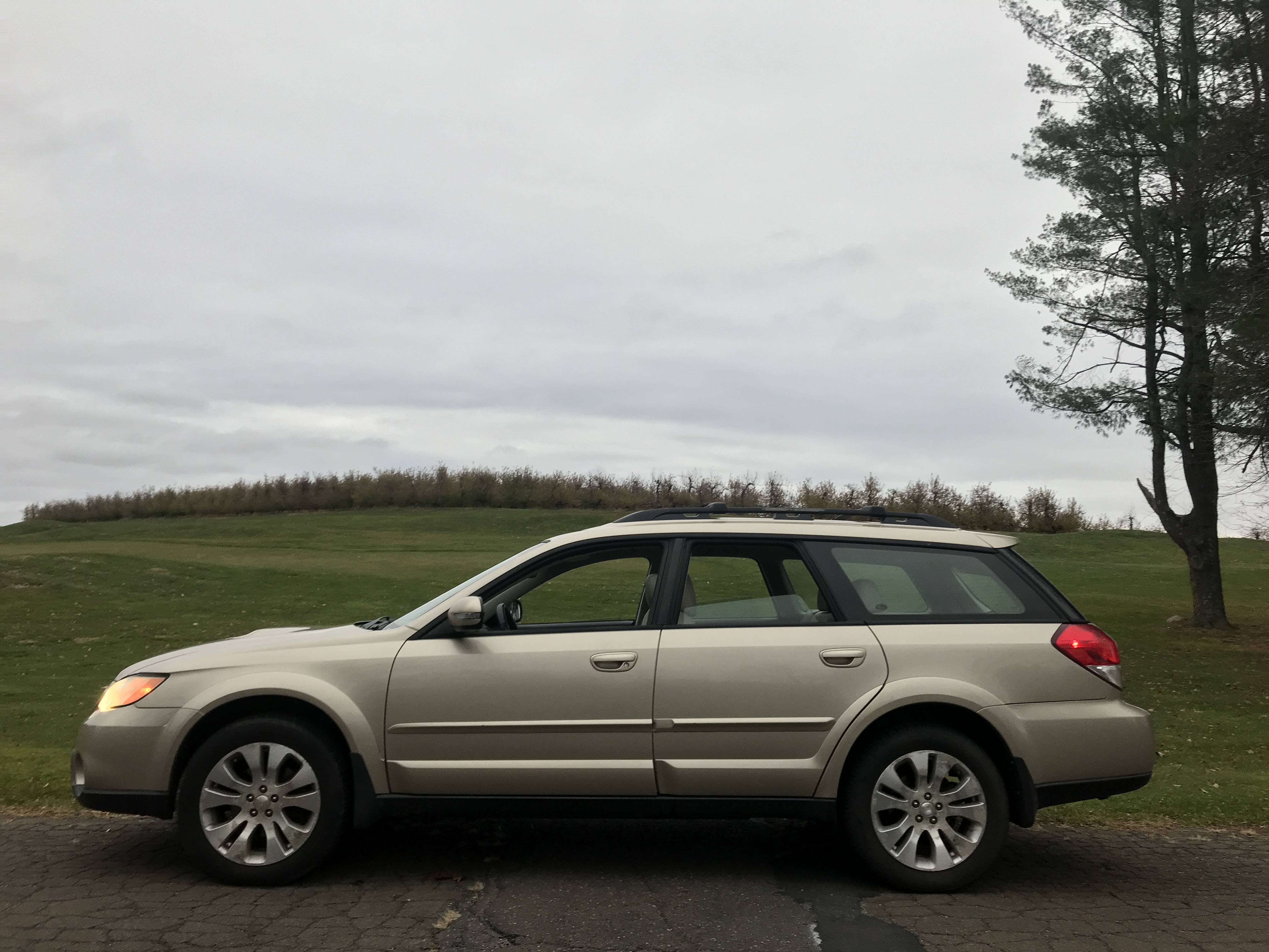 2008 Subaru Outback 2.5XT Limited, EJ255 turbo boxer, full-time symmetrical AWD, 5-speed manual One Owner 71K low mileage — photo 77